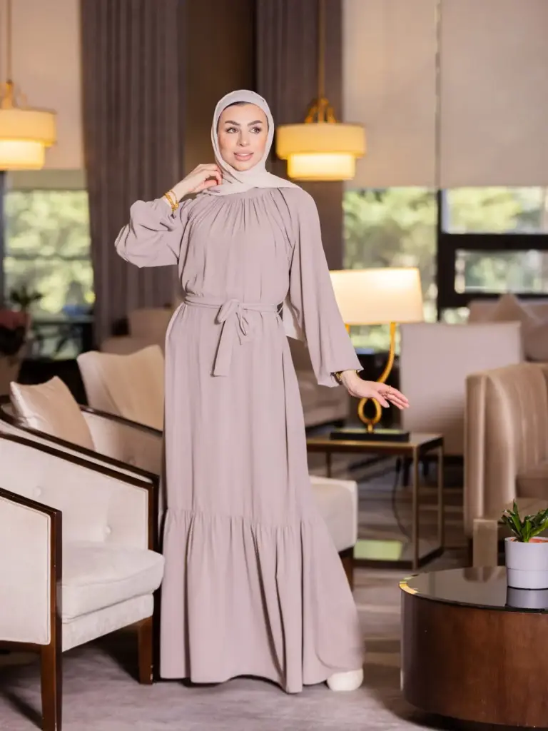 Women’s Abaya –  عباية نسائية
