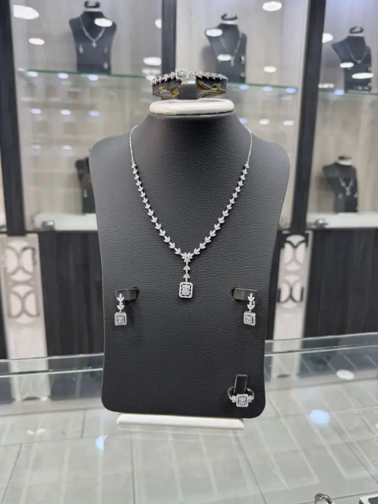 قلادة+سوارة+خاتم+اقراط 