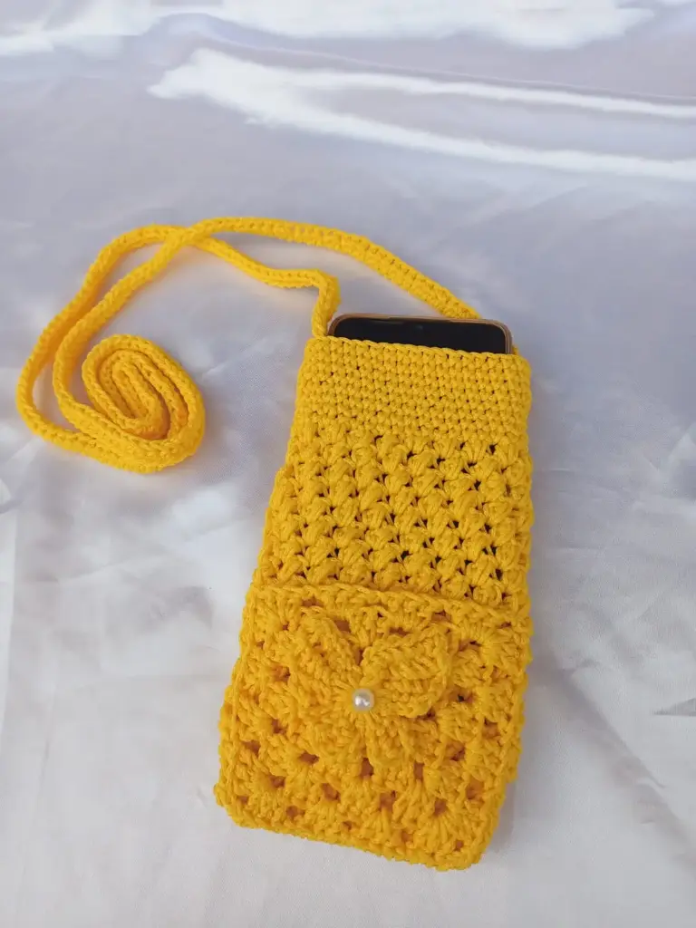 حقيبة يدوية كورشيه ( اصفر ) 