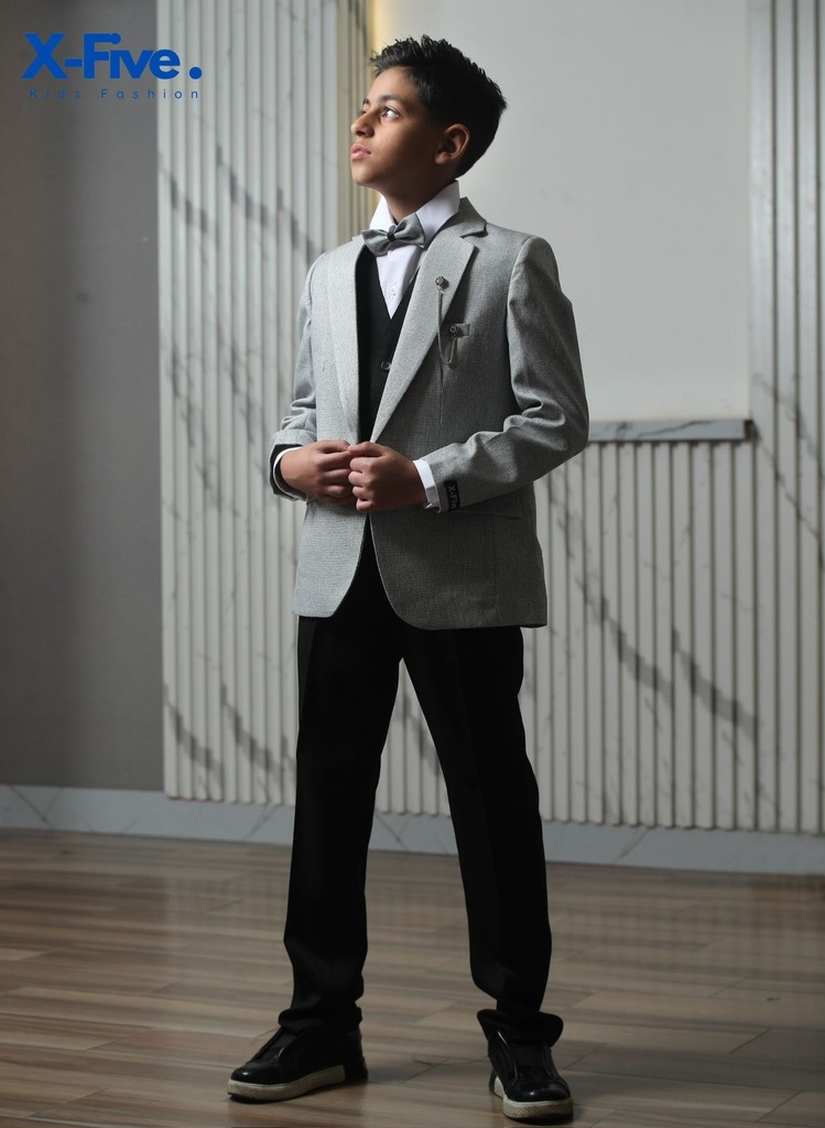 بدلة الأمير الرمادية