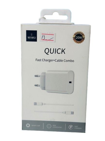 شاحن wiwu تايب سي الي تايب سي فاست شارجر بلون ابيض