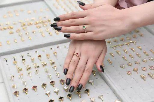 Sparkling Fingers Ring | خاتم أنامل البريق 