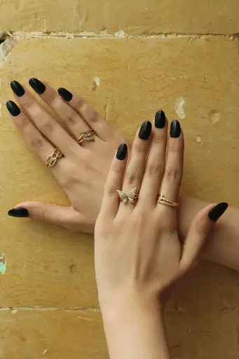 Romantic Touch Ring | خواتم لمسة رومانسية