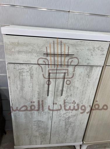 خزانة أحذية خشبية 