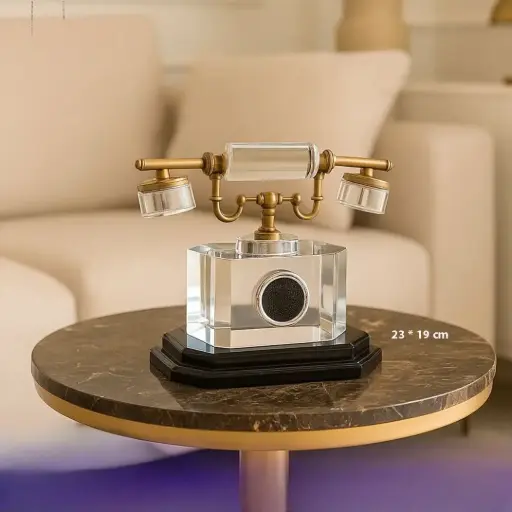 تحف زجاجية على شكل هاتف 