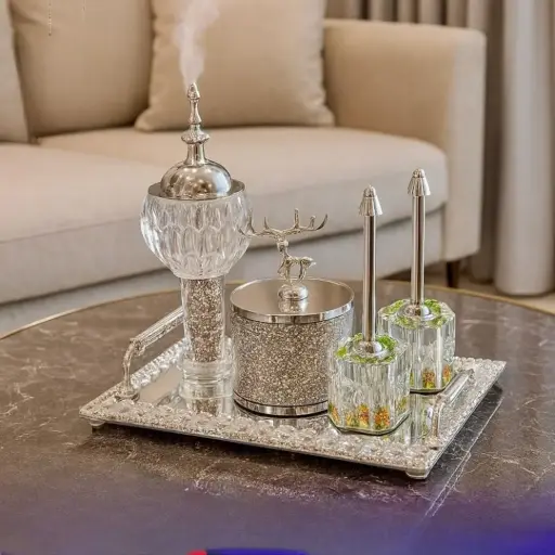 طقم مضيفة و صينية من الزجاج 