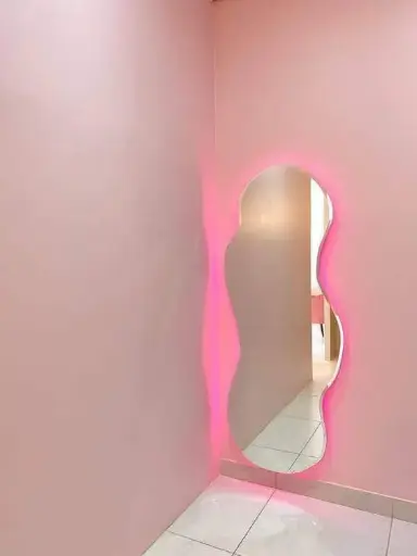 مرايا بتصميم عصري 