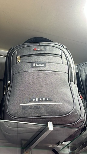 شنطة مدرسية مريحه مقاومة للماء خفيفة الوزن